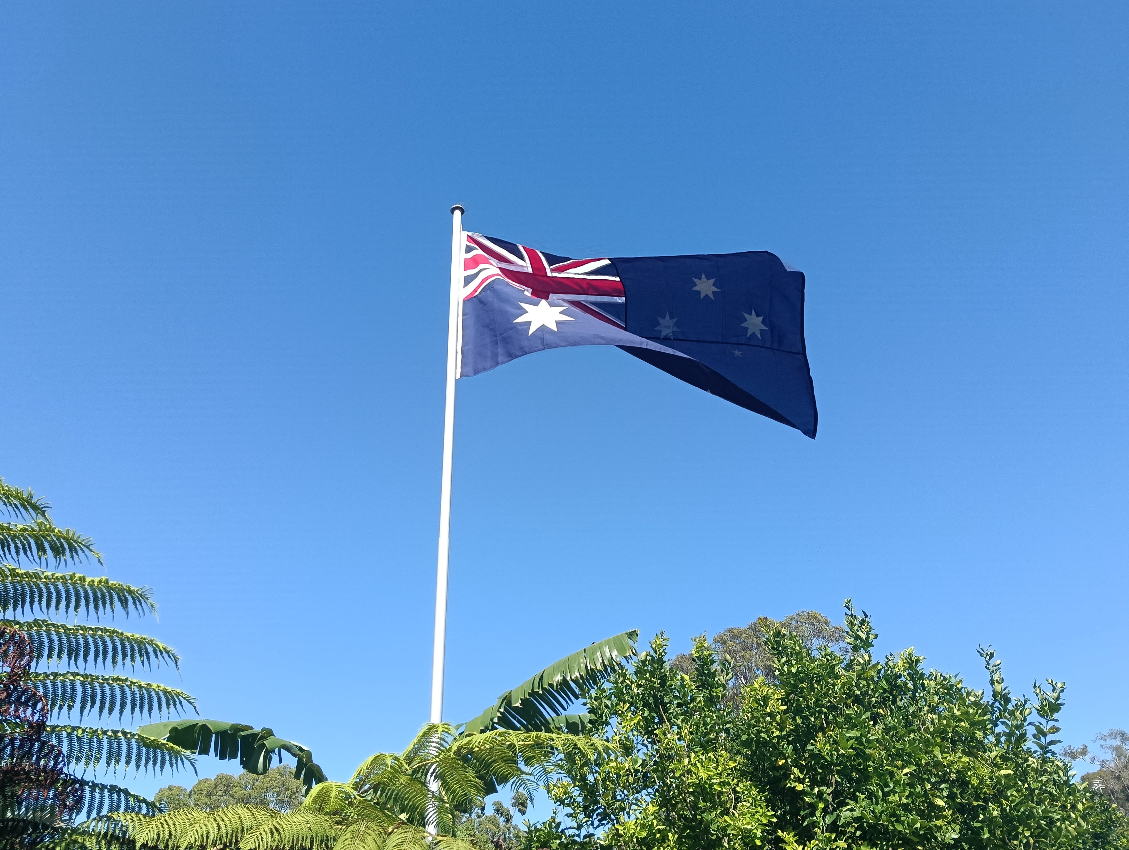 Fully Sewn Australian Flag with Metal Sister Clips - 1800mm x 900mm